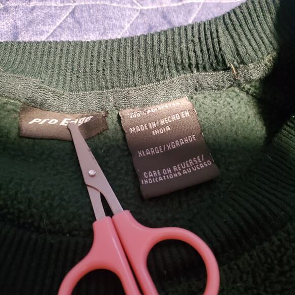 Pro Edge Size XL Michigan State MSU Spartans Green Fleece Pullover FLAWS - Picture 5 of 7